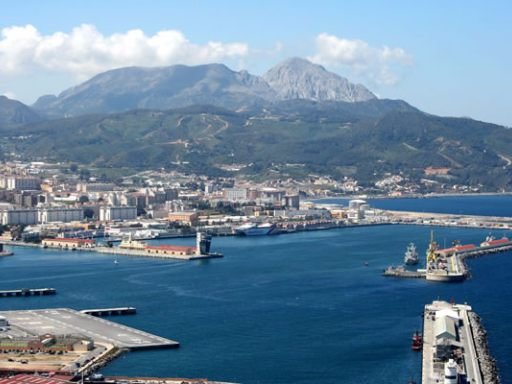 Puerto de Ceuta